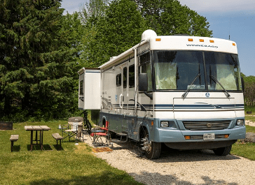 Les roulottes… sur un terrain de camping seulement…